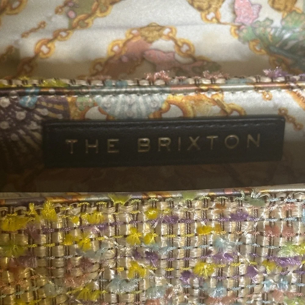 NWT Kurt Geiger The Braxton Mixed Media Shoulder Bag. Retail $245.00